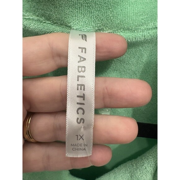 Fabletics Island Terry Boxy Button Up Mint Size 1X Beach Casual‎ - Picture 3 of 5